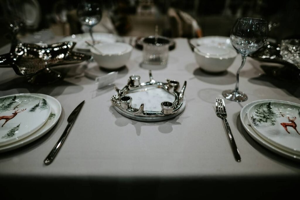 25th Anniversary Home Decoration Ideas That Celebrate Silver in Style
